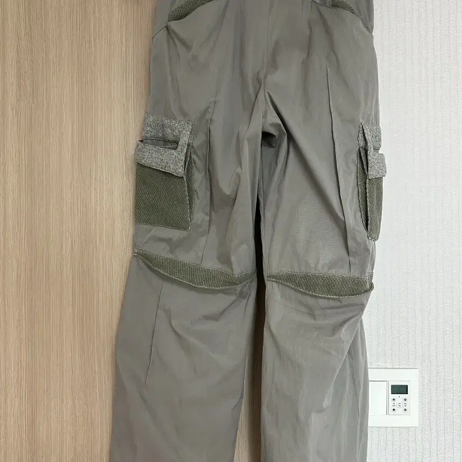 Xlim 엑슬림 EP.6 03 TROUSERS OLIVE (1)S