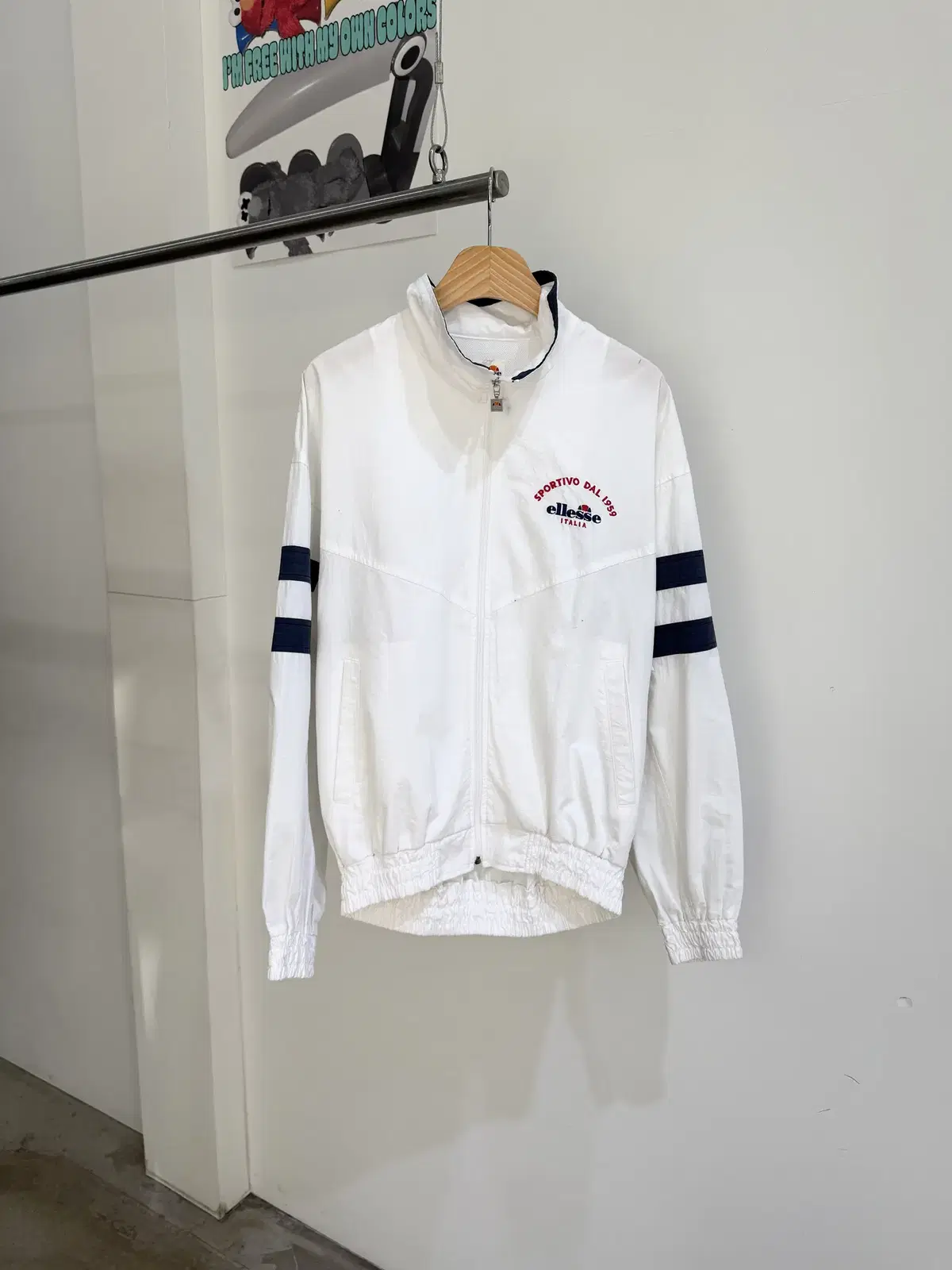 ELLESSE 화이트 바람막이