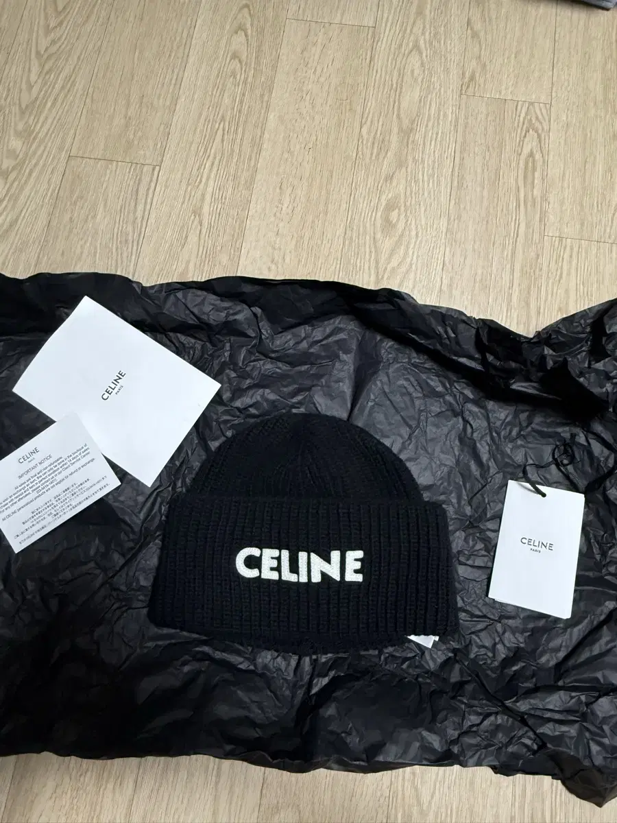 (New Product) Seline Embroidered Ribbed Wool Beanie Black