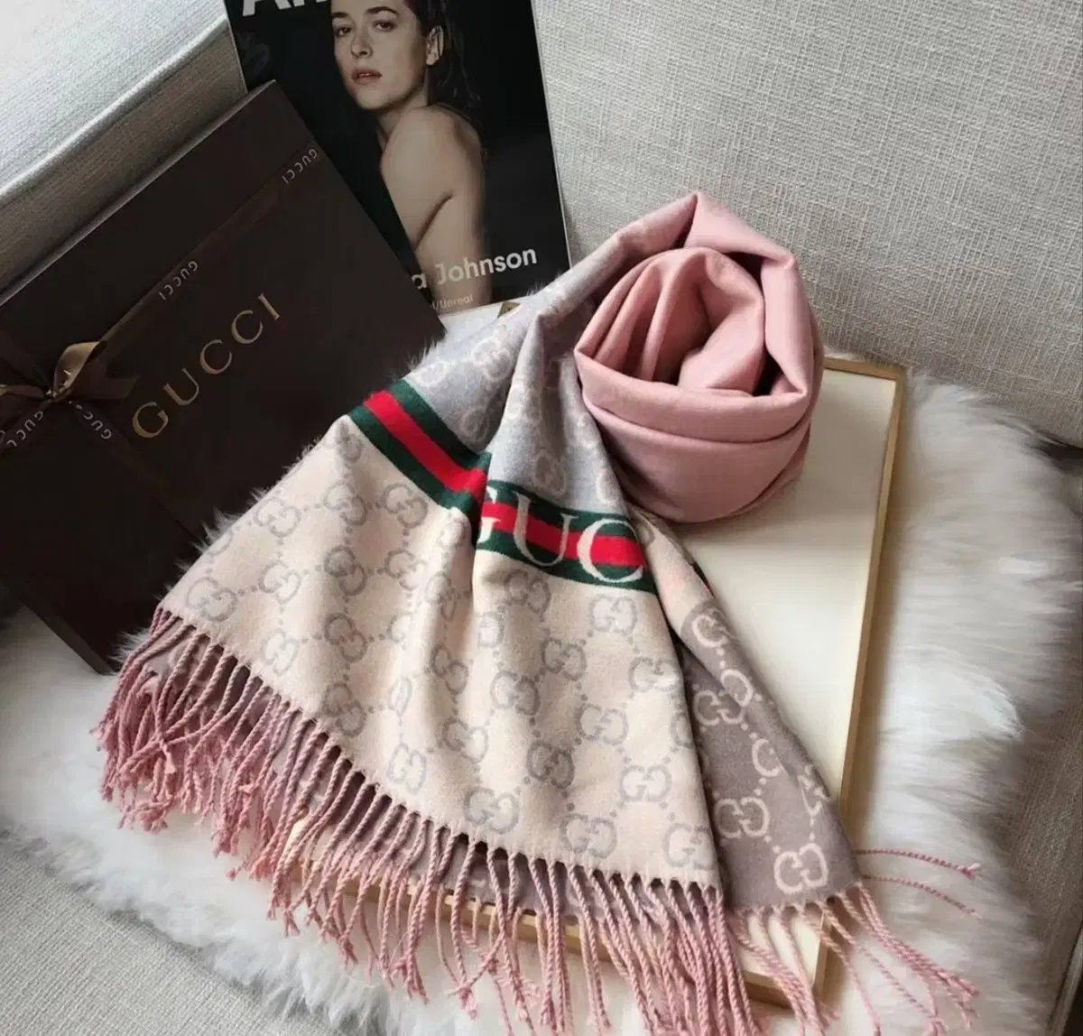 구찌 GUCCI 클래식 스카프