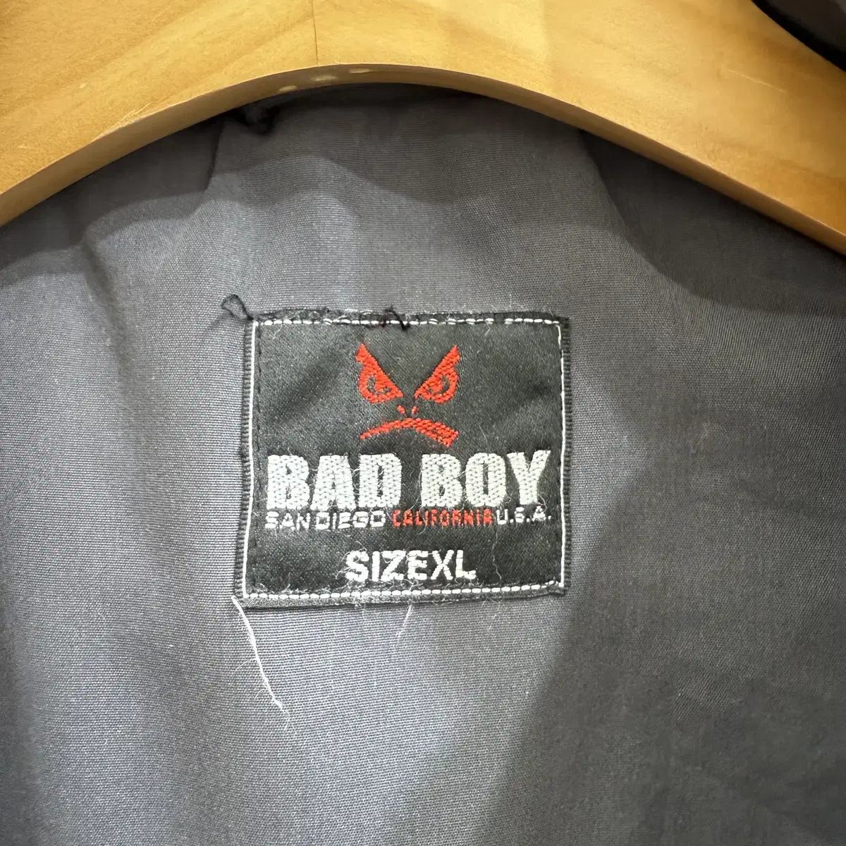 BAD BOY 그레이 패딩