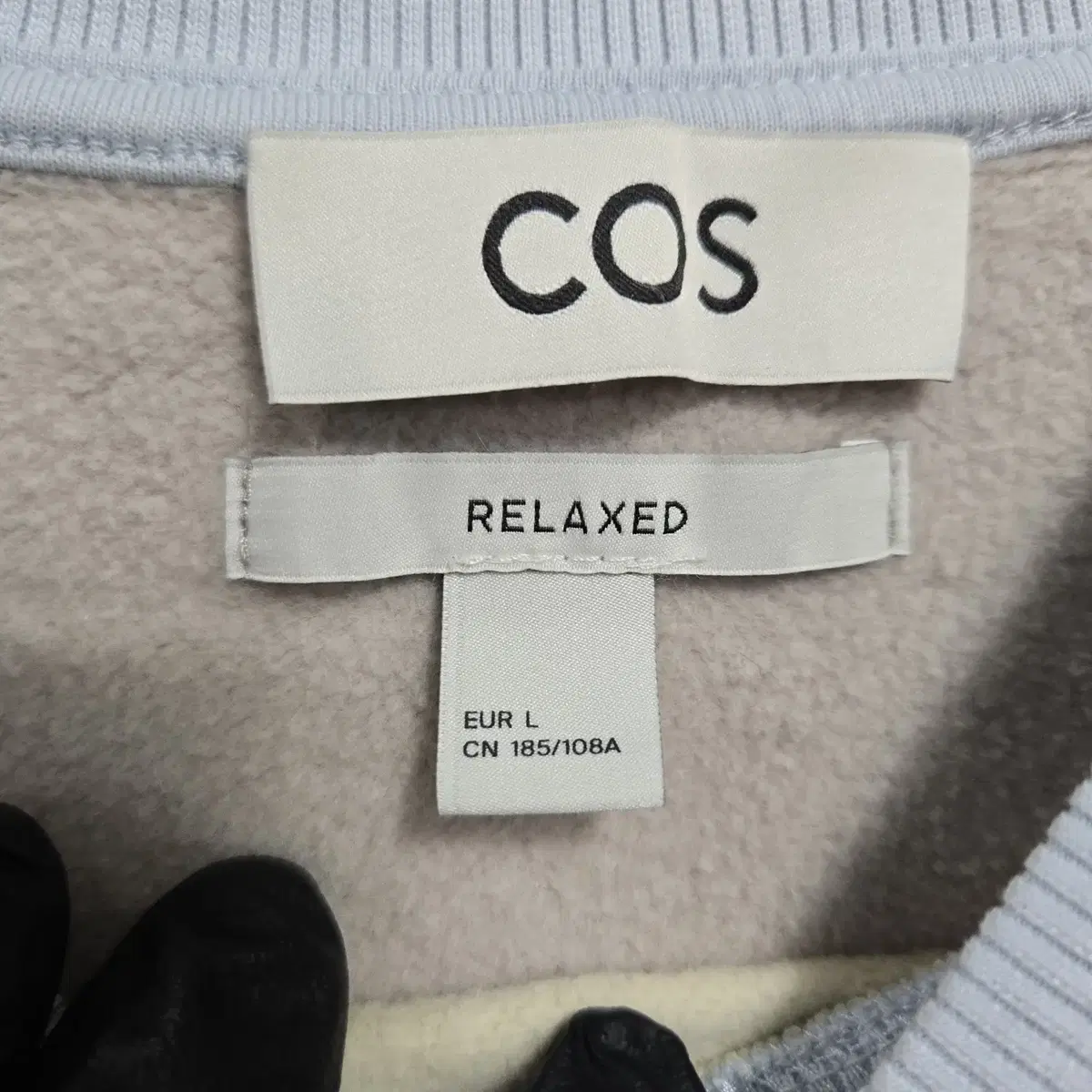 [L]COS 코스 기모 맨투맨