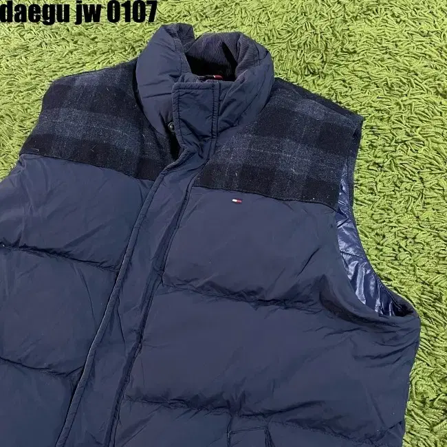 M 100- TOMMY HILFIGER VEST 타미힐피거 조끼