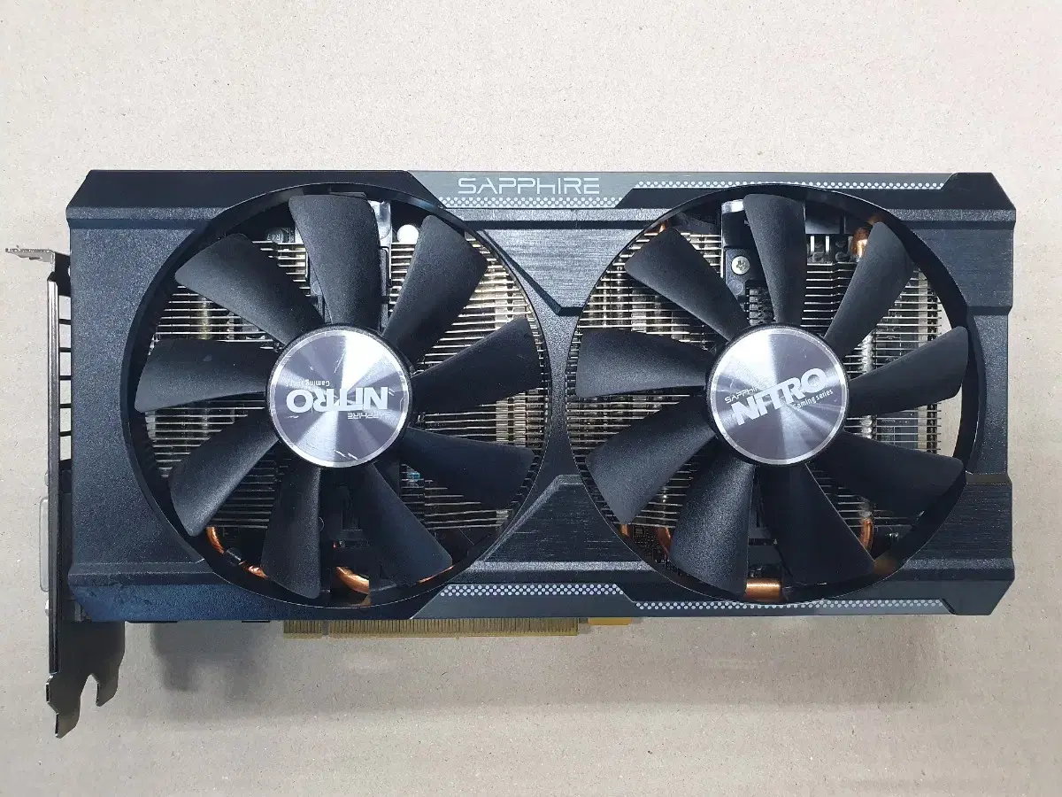 라데온 R9 380 4GB 팝니다