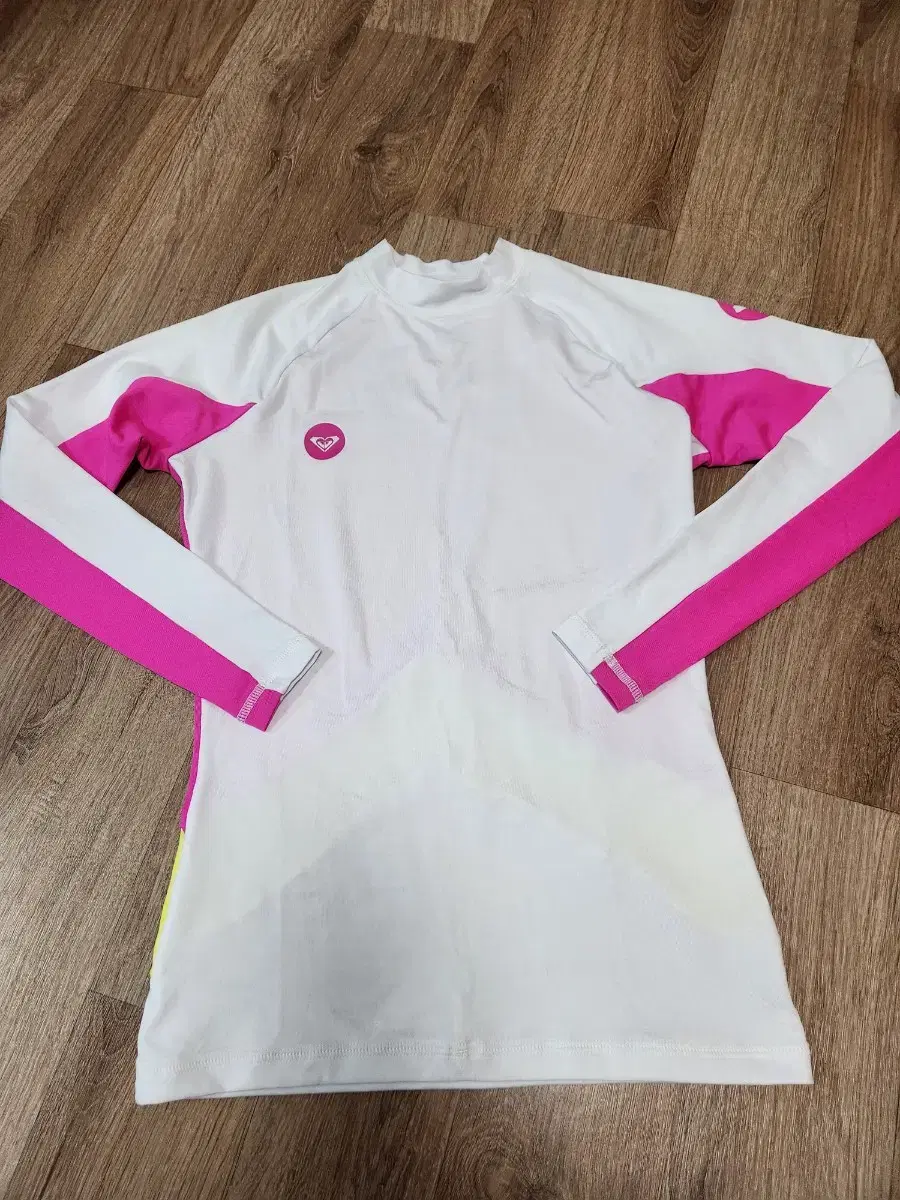 Roxy Rashguard