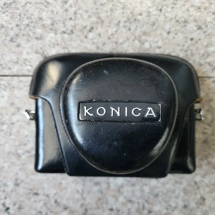 코니카 konica ee magic s 필름 카메라입니다