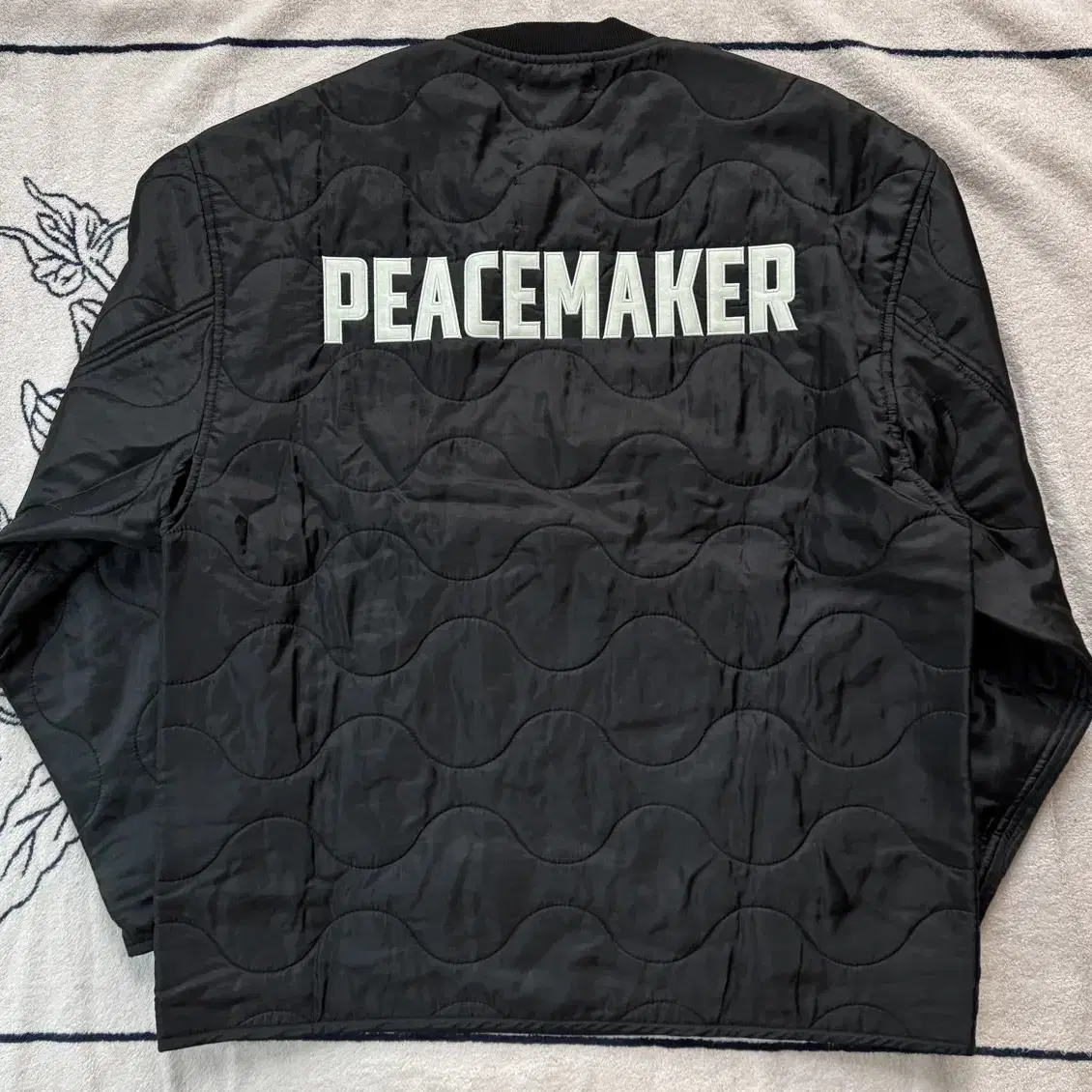 OAMC PEACEMAKER RE:Work 퀼티드 크루넥 블랙