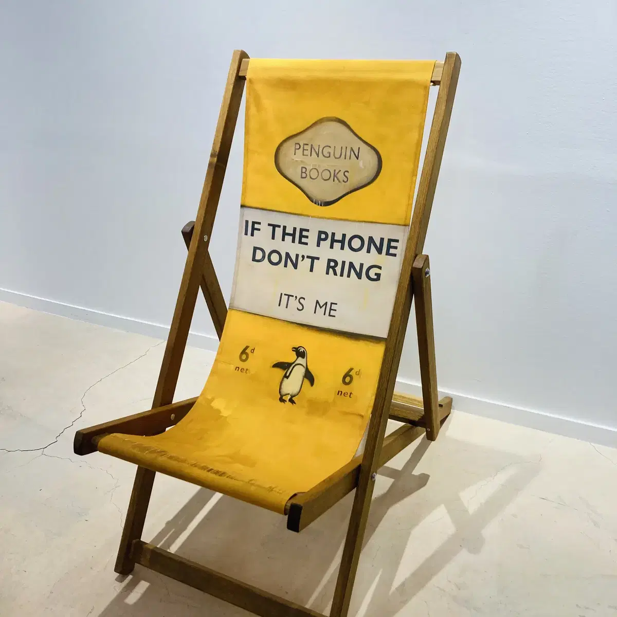 할랜드 밀러 한정판 인테리어 의자 Harland Miller Chair