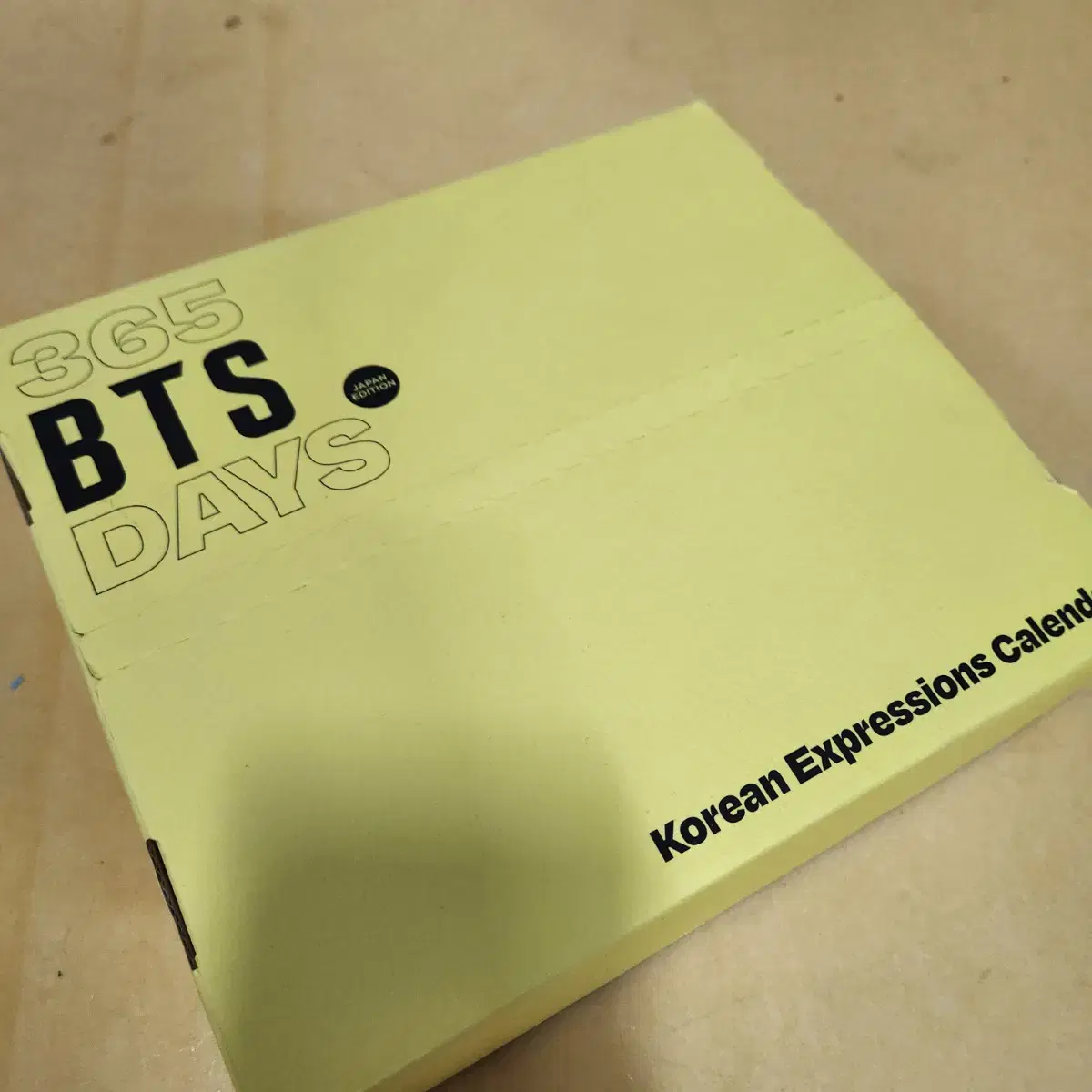 365 BTS DAYS 방탄소년단 달력 JAPAN EDITION