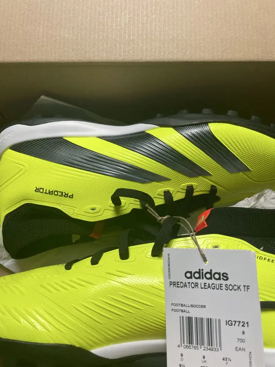 Adidas Predator TF Futsal Shoes 275 New Products