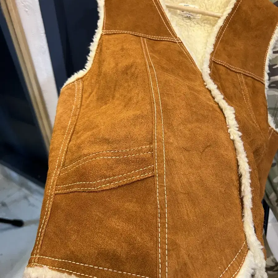 OLD VINTAGE SUEDE LEATHER 스웨이드레더베스트