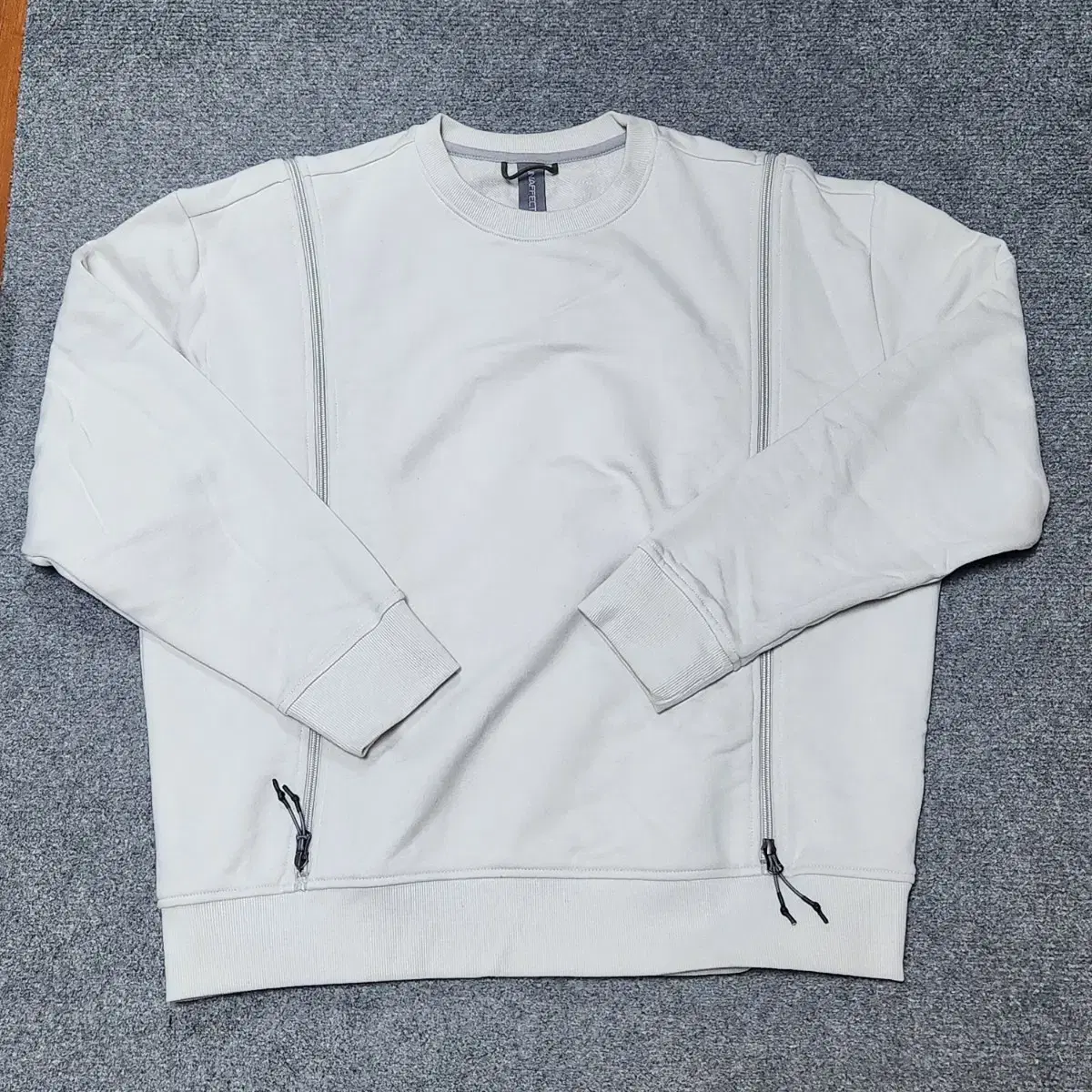 [M] 언어펙티드 functional zip sweat