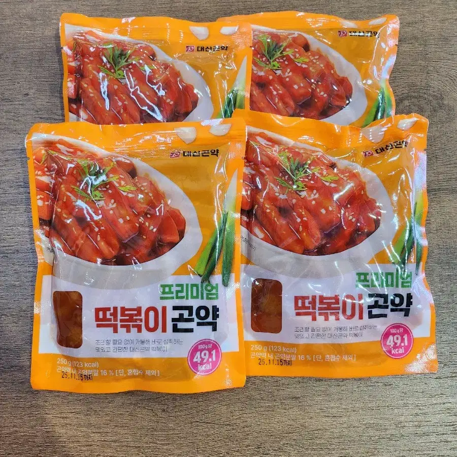 프리미엄 곤약 떡볶이