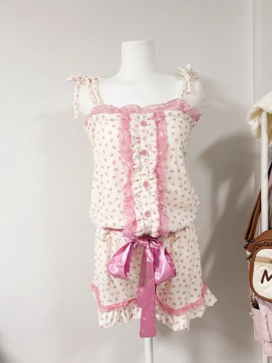 Himekyaru All-in-One Ribbon Heart Pattern Pajamas Roomwear Hairband Lattekyaru