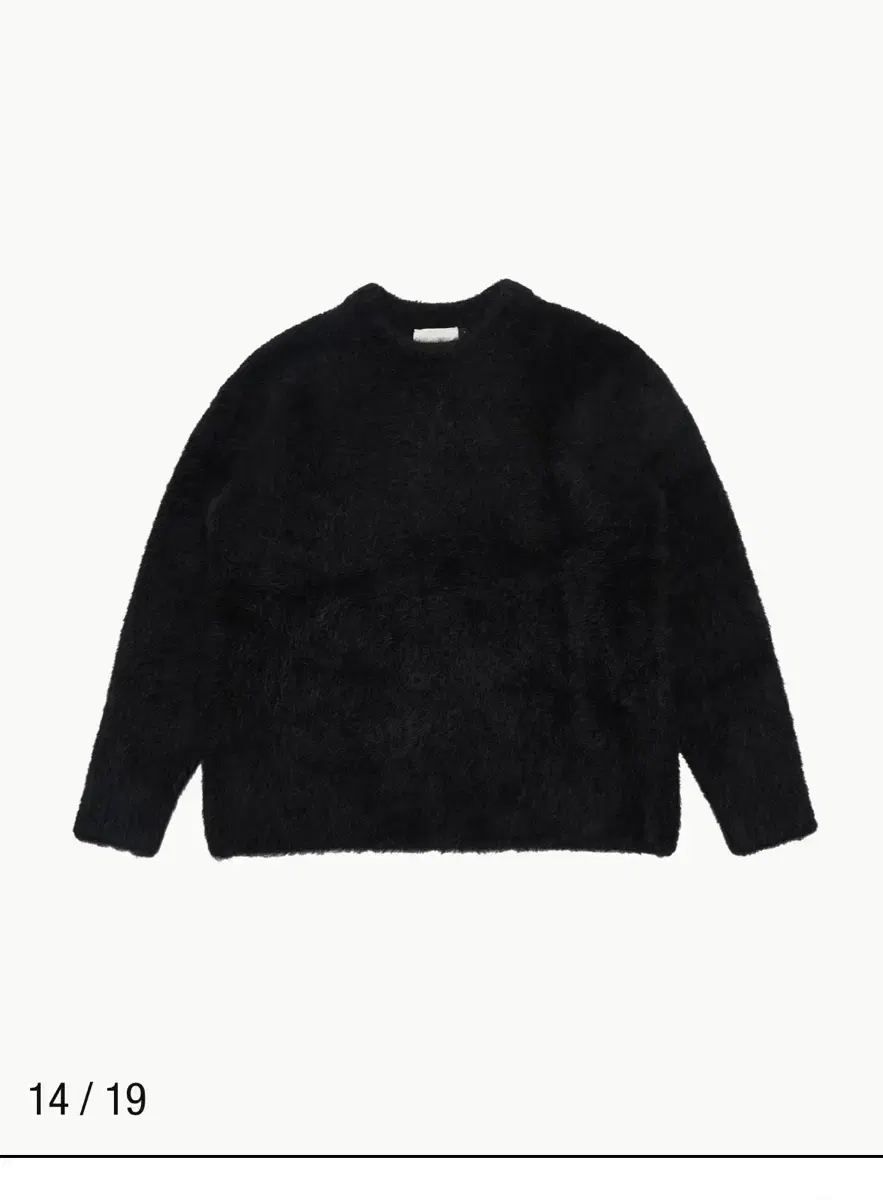 아모멘토 alpaca round neck pullover black