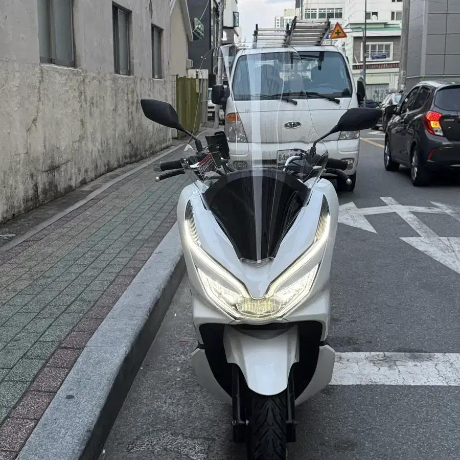 20년식 pcx125 팝니다