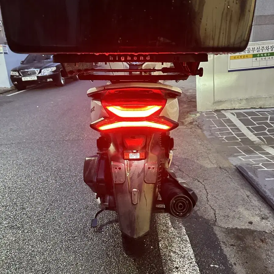 혼다 Pcx 125cc 20년식 상태좋습니다 급처합니다