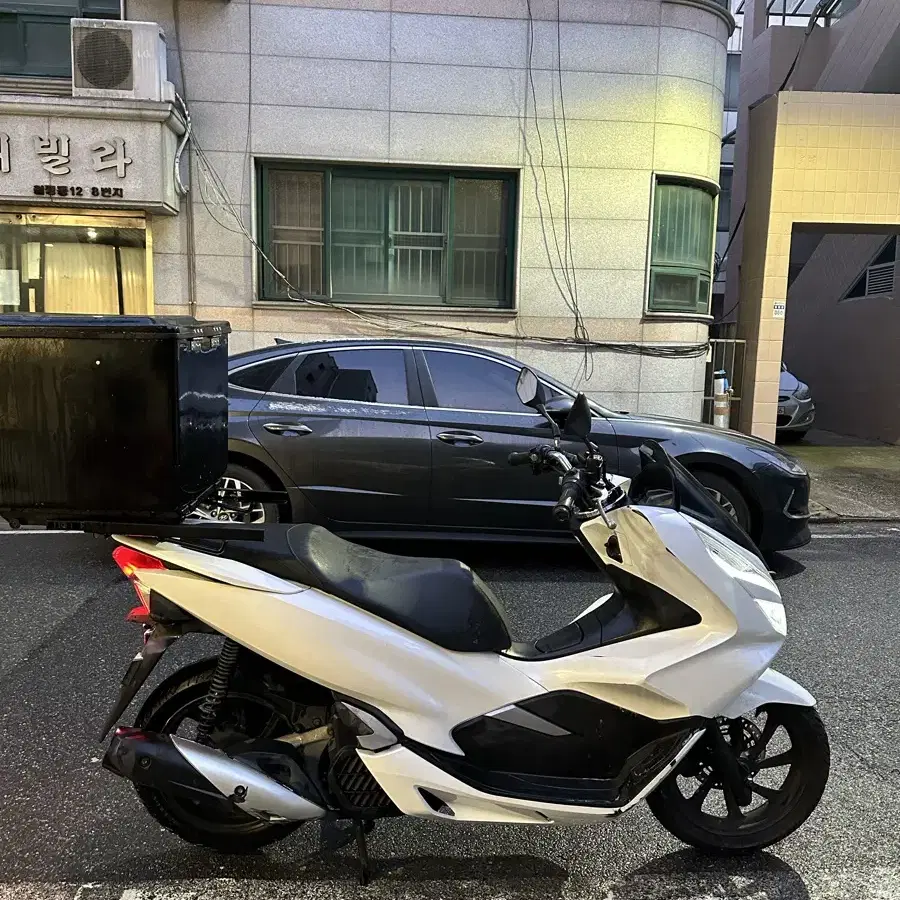 혼다 Pcx 125cc 20년식 상태좋습니다 급처합니다