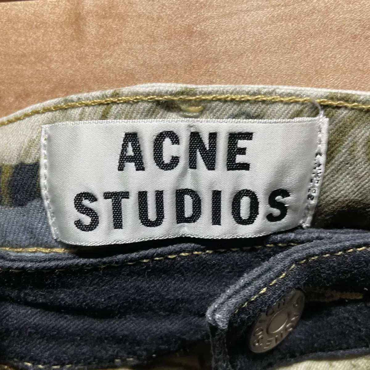 Acne Studios 아크네스튜디오 프린팅 팬츠