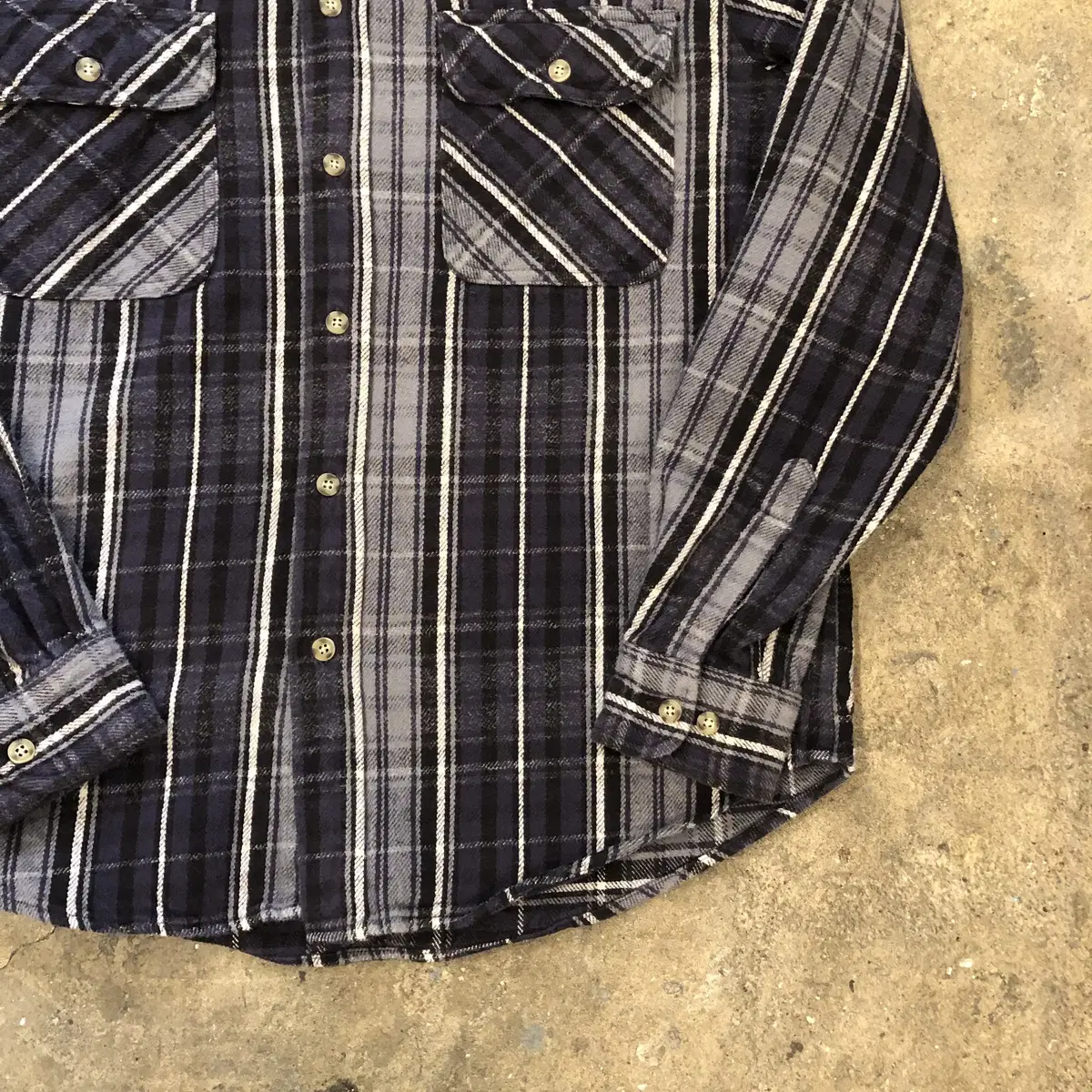 VTG Flannel Shirt