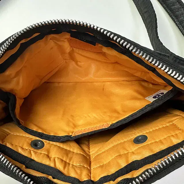 PORTER TANKER SHOULDER BAG 포터 탱커 숄더백