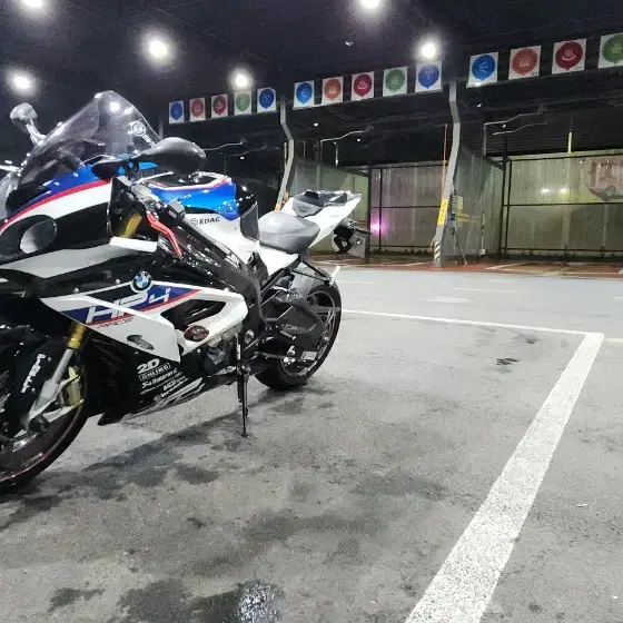 bmw s1000rr 2016 에로우 숏 풀배기 팝니다