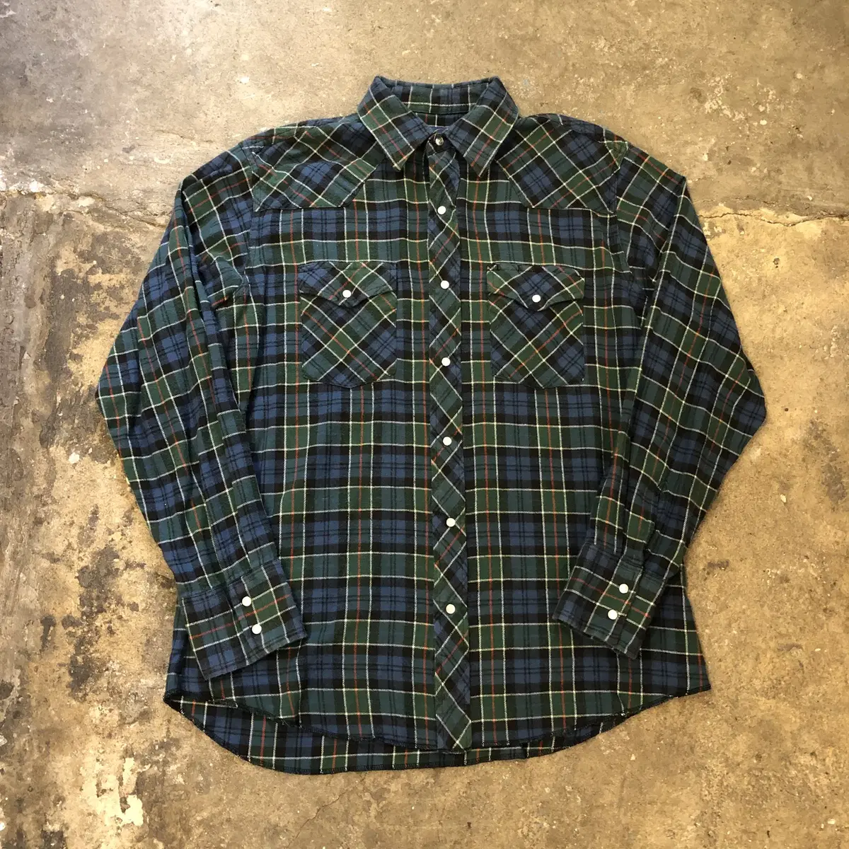 VTG Flannel Shirt