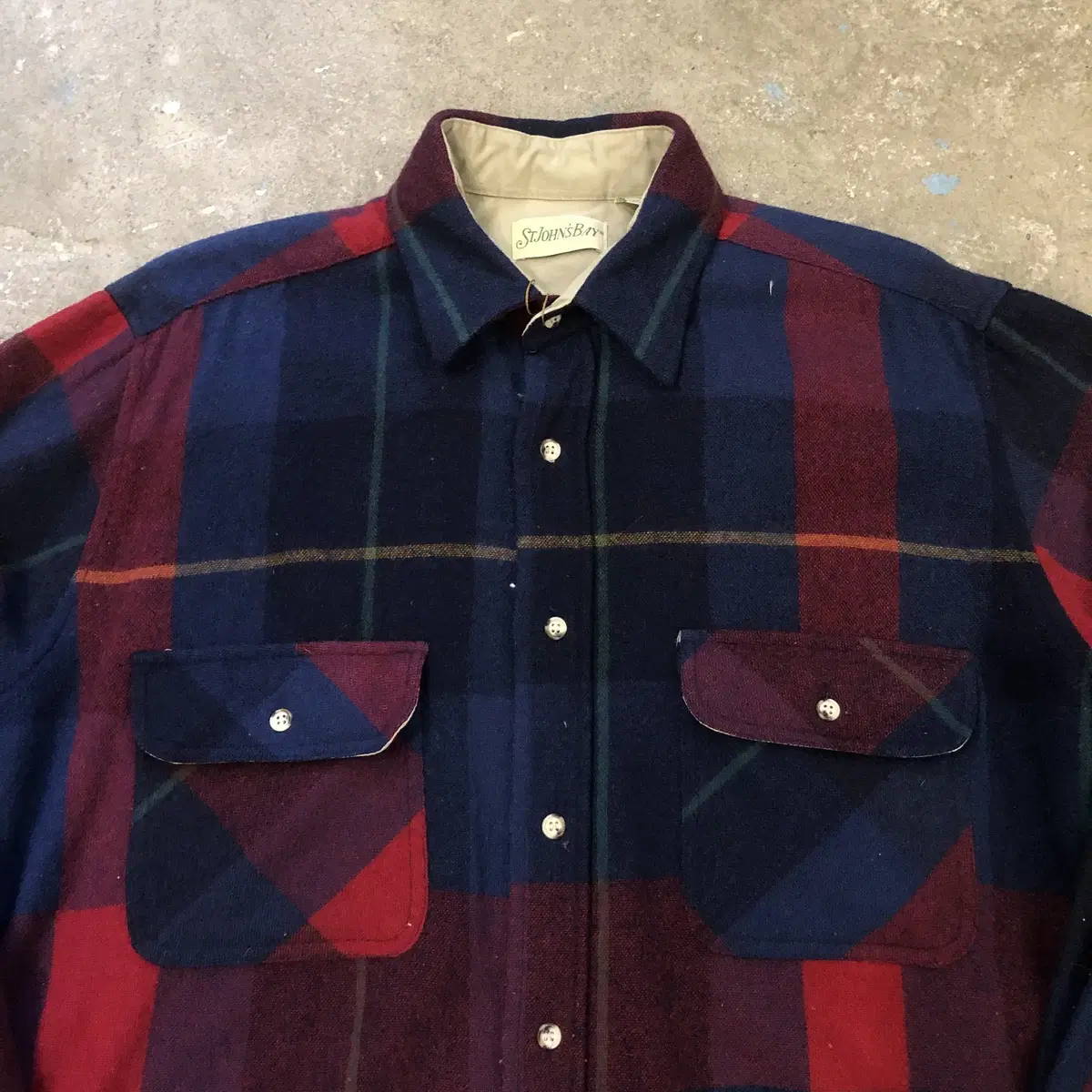 VTG Flannel Shirt