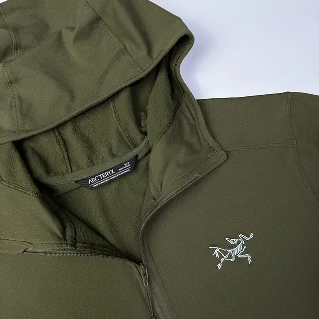 ARC'TERYX Kyanite LT 아크테릭스 카이아나이트 자켓