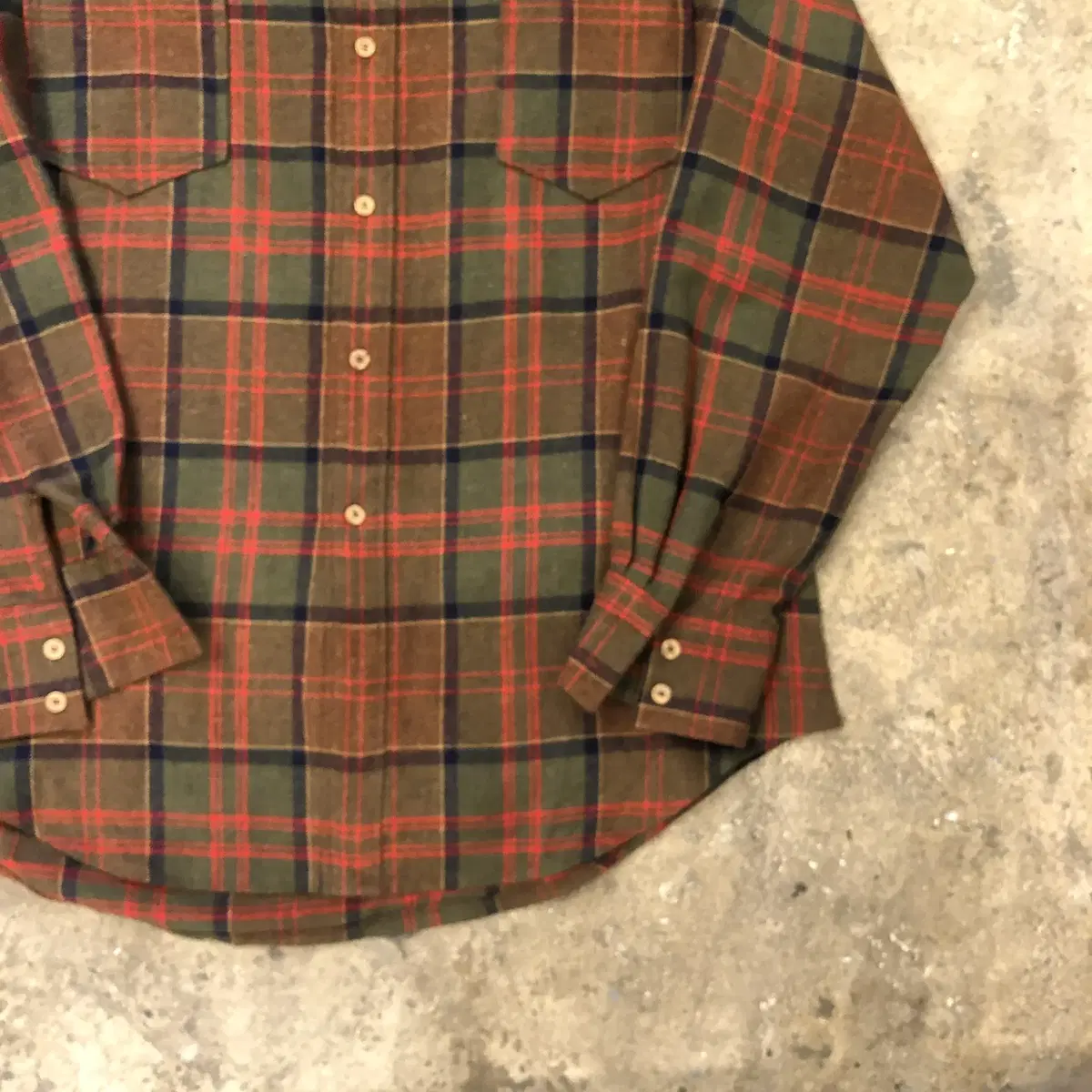 VTG Flannel Shirt