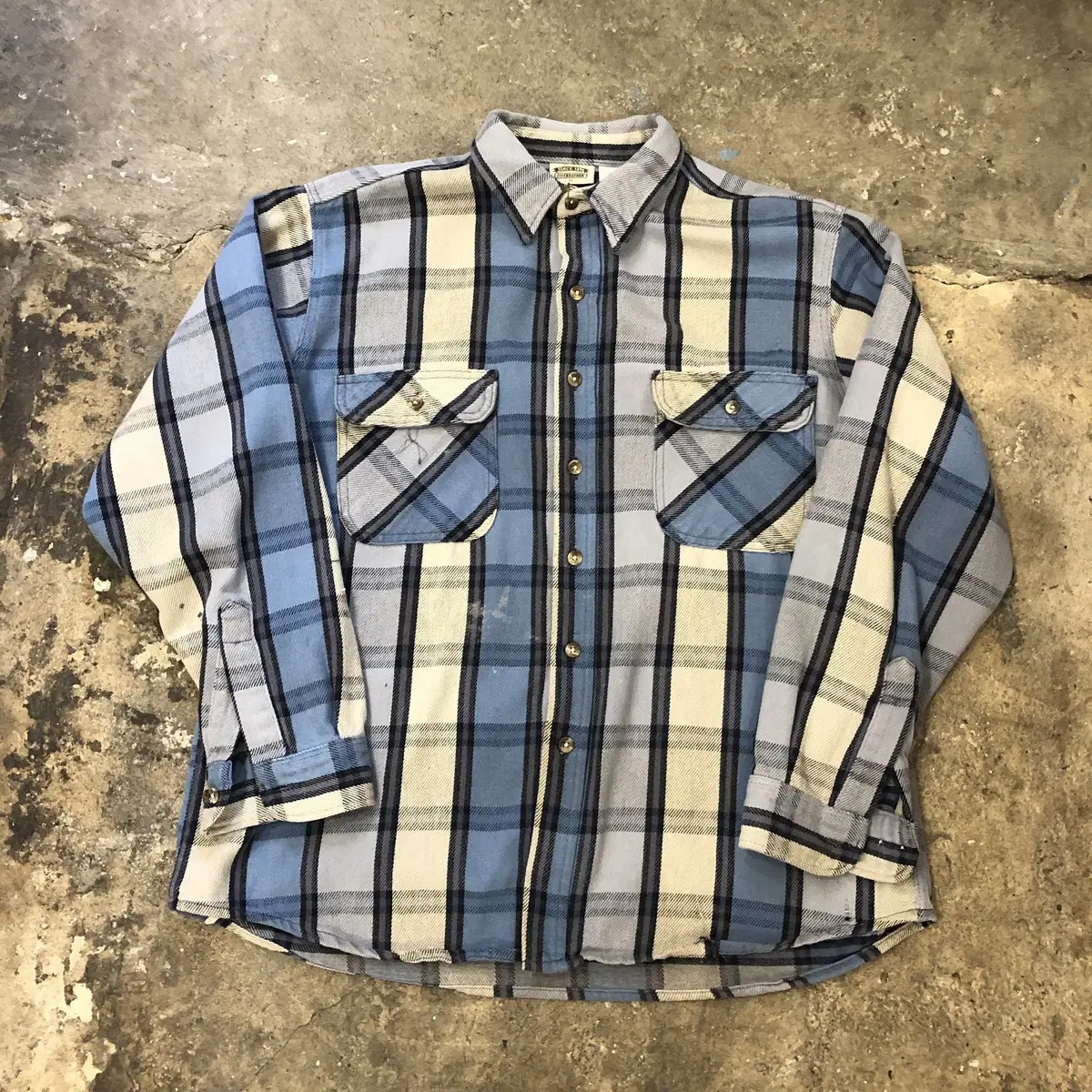 VTG Flannel Shirt