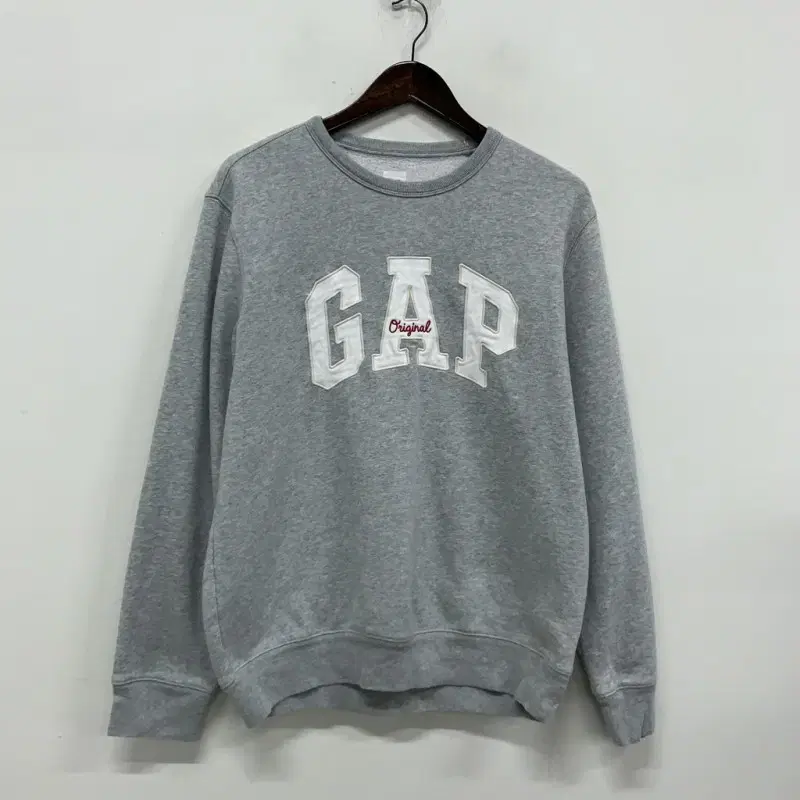 갭 GAP 그레이 빅로고 자수 기모 맨투맨 10 G01755