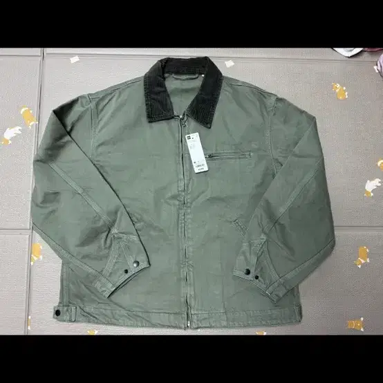 (새상품)GU 워크 재킷 XL 57 OLIVE