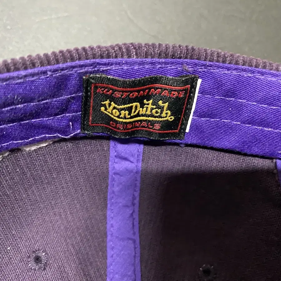 Vondutch vintage corduroy cap