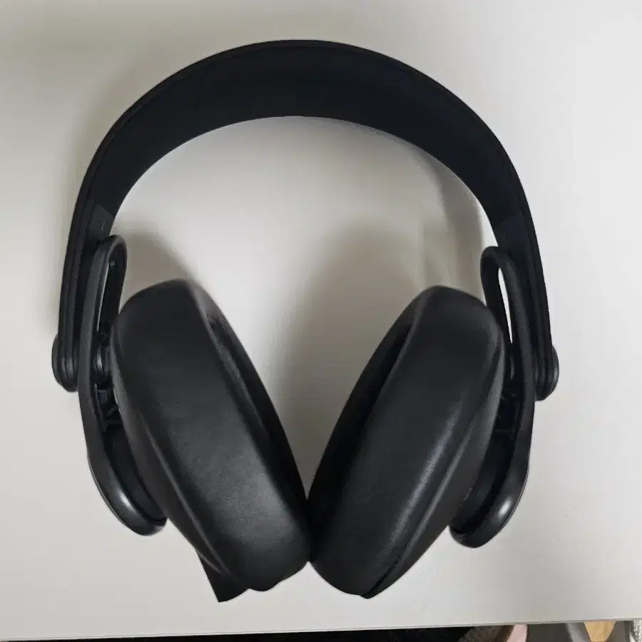 AKG K371 유선 헤드셋