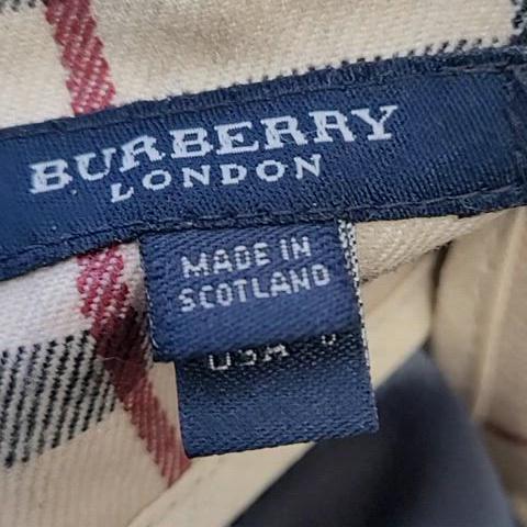 BURBERRY 베이지 미니스커트 공용 67 - 86