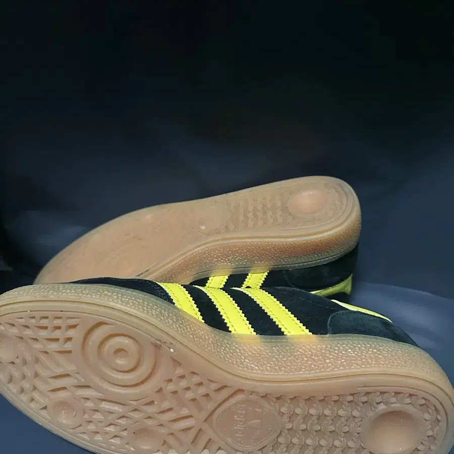 Adidas Spezial 240