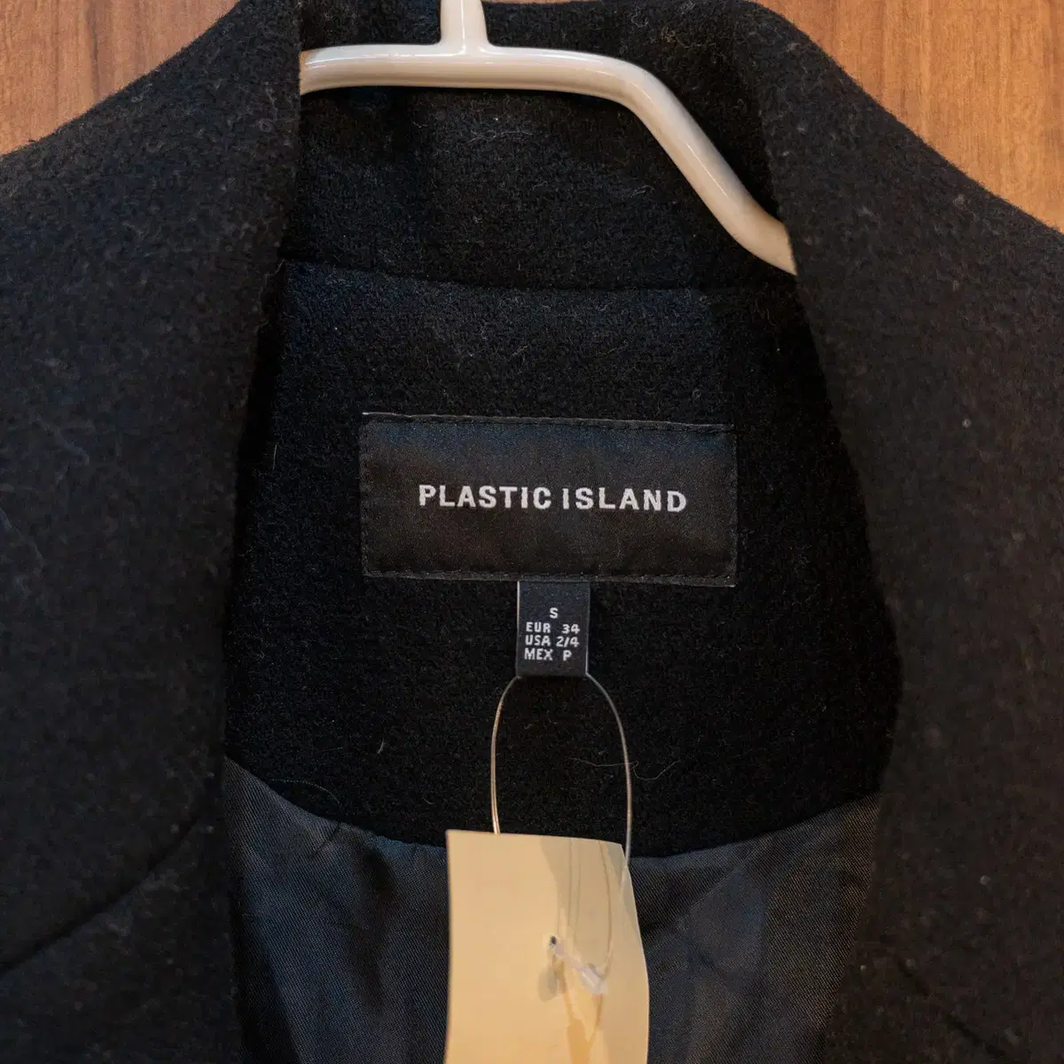 여성코트 PLASTICISLAND 90사이즈