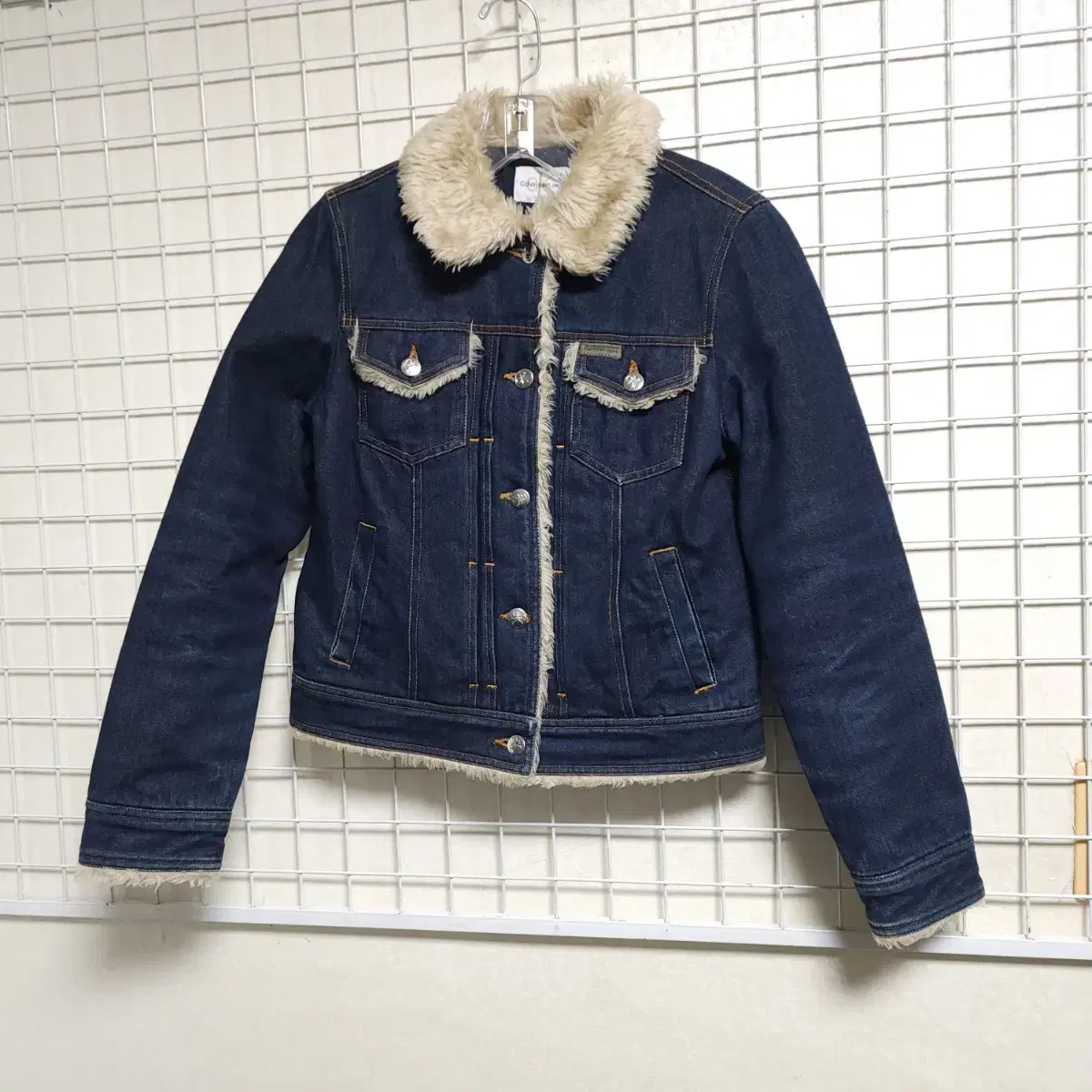 (New) Levi's Puffer Jacket (Women's XS)