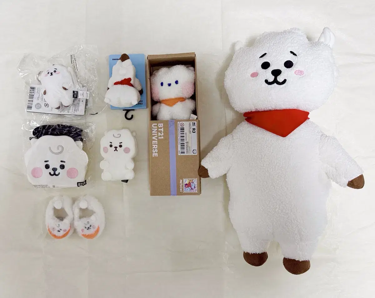 알제이 RJ 비티21 방탄 인형