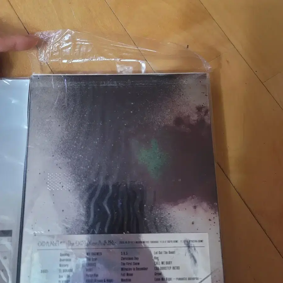 엑소 일본 콘서트 EXOluxion DVD + 러지기택