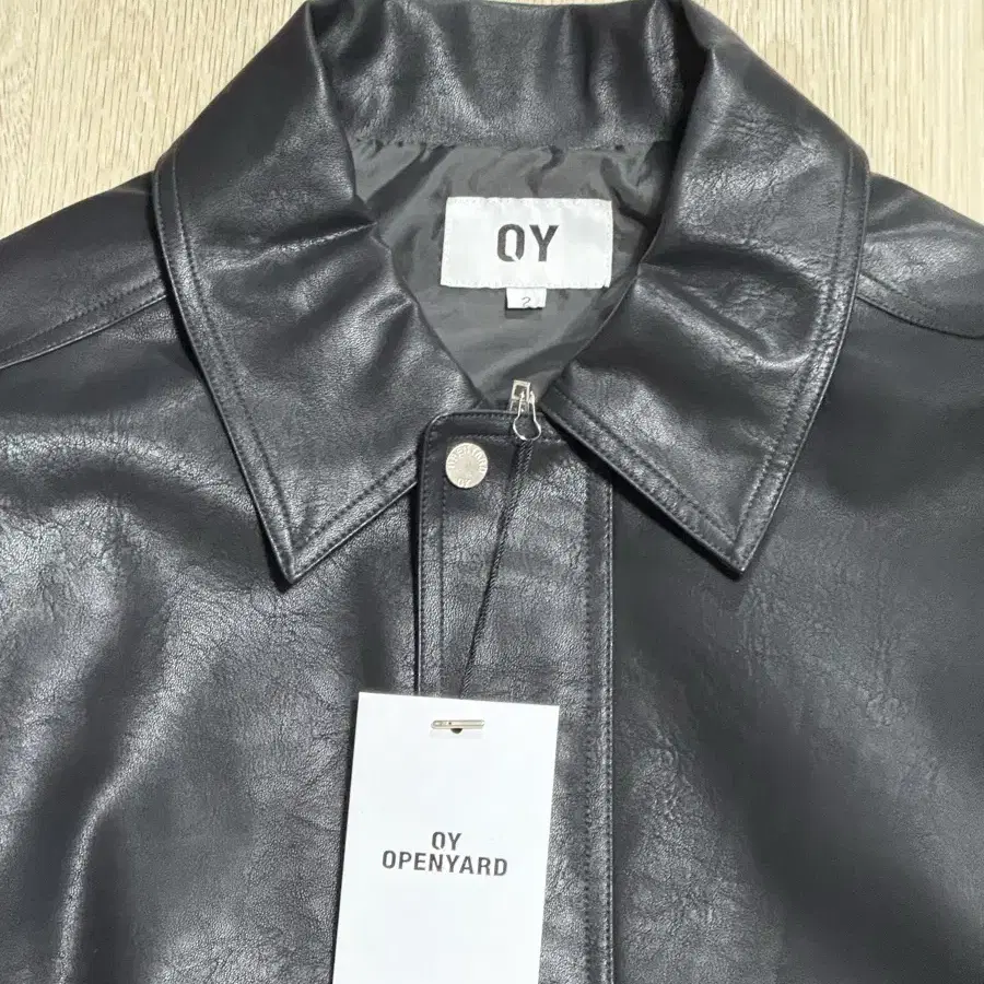 오와이 BUTTERFLY VEGAN LEATHER JACKET 2사이즈