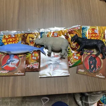 슈퍼애니멀 안코 어둠 속에서 빛나는 자바코뿔소&레오파드&백호상어