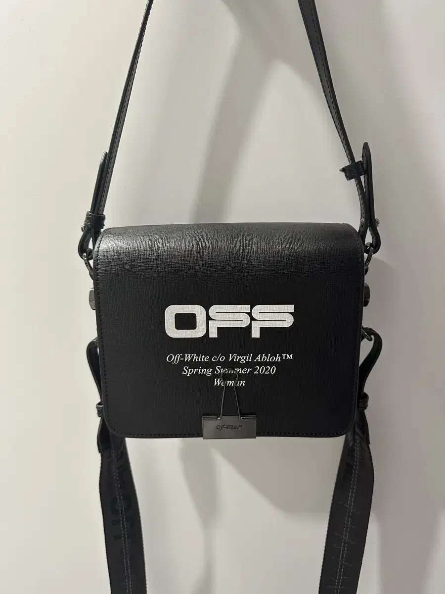 Off-White Shoulder/Cross Bag