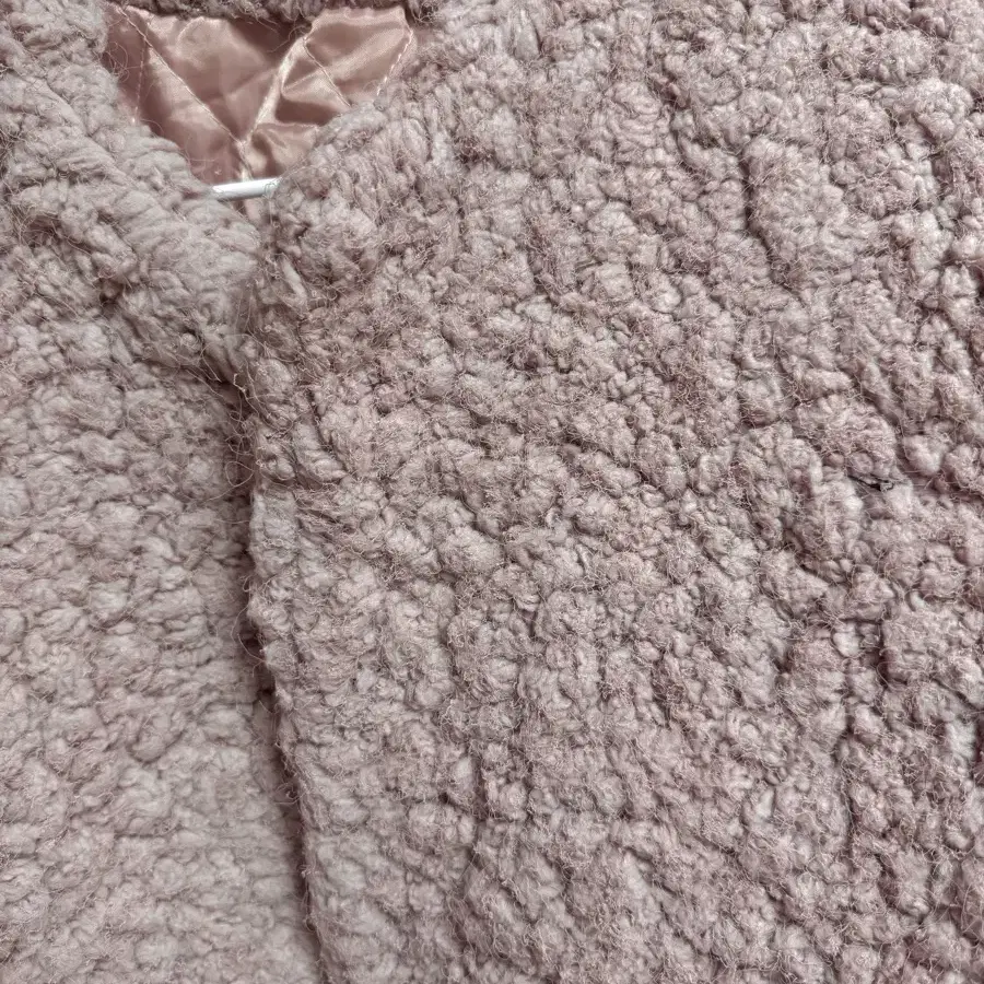 카인더베이비 indi pink crop fur jacket