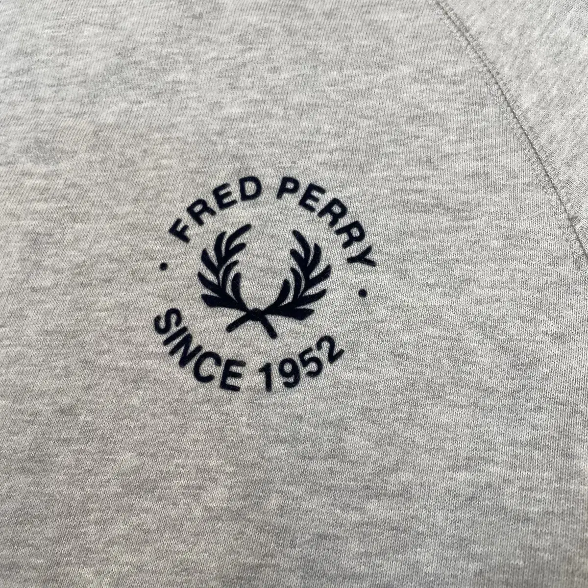 FREDPERRY 프레드페리 스웻셔츠 맨투맨 m