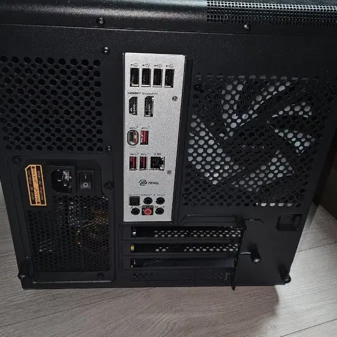 I5-13400  PC(컴퓨터)본체팝니다.