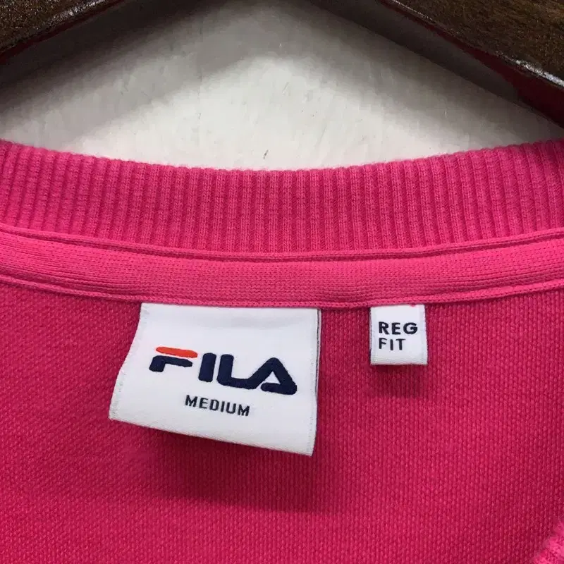 필라 FILA 핑크 여자 빅로고 맨투맨 90 G01752