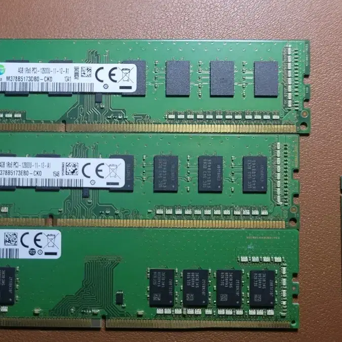 i5 7400, 8gb, g3240, 4gb x2