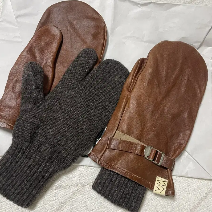 Visvim 23aw Musher Mittens